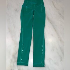 Lululemon Swift Speed High-Rise Tight 25"
Emerald Ice green 0 GUC some pilling